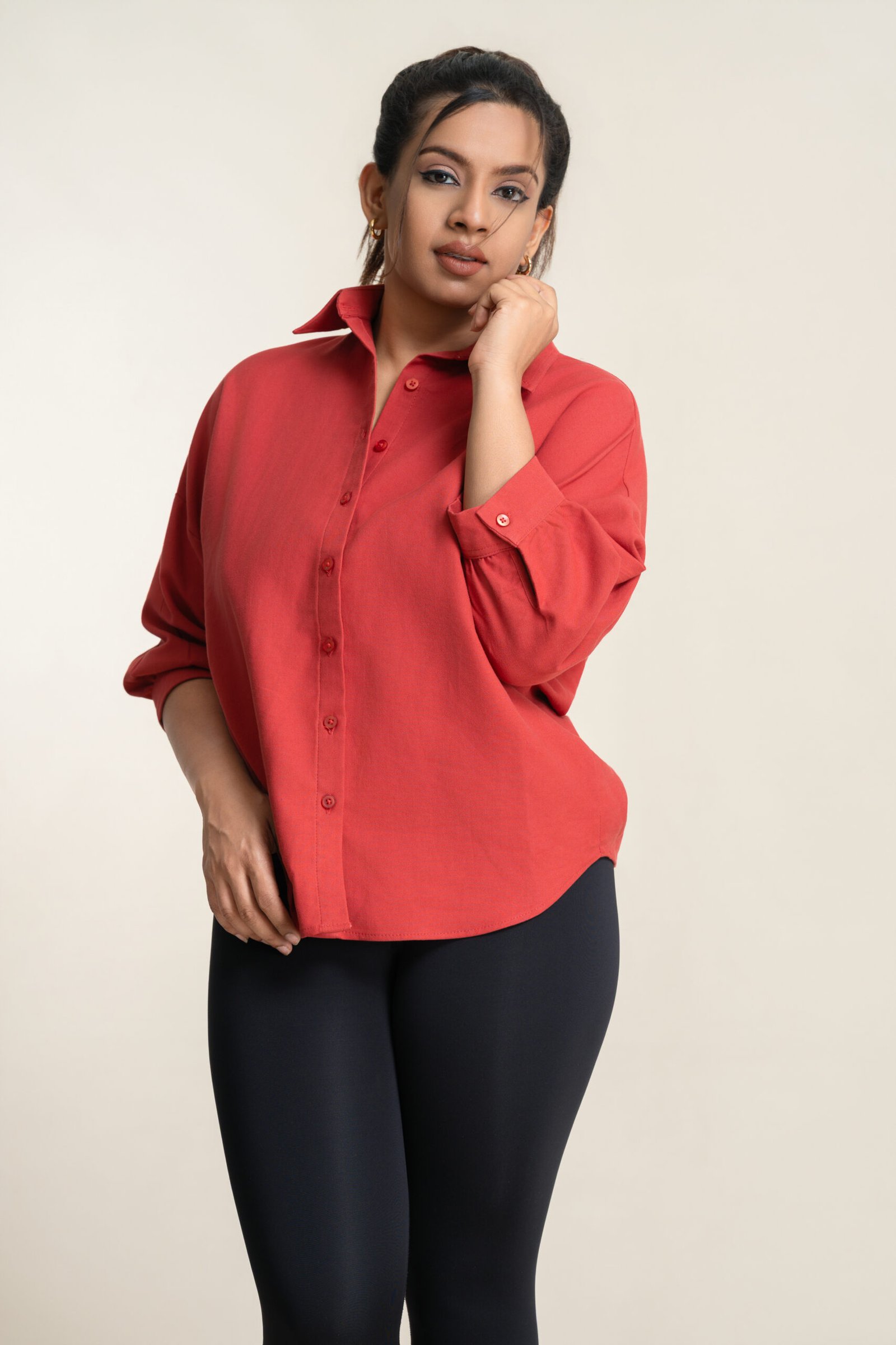 SKYLI CURVES0277